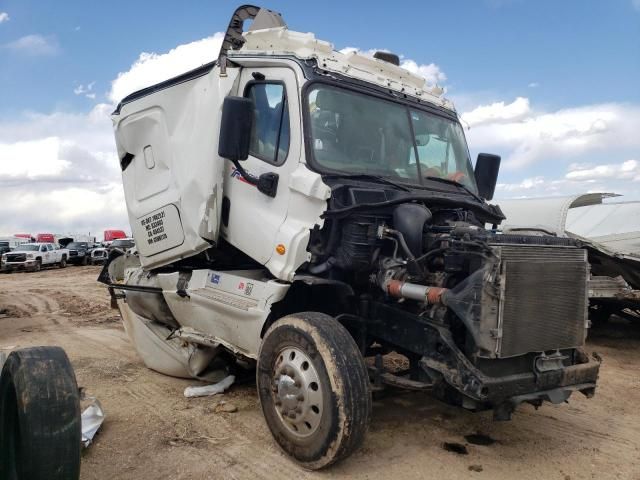 2016 Freightliner Cascadia 125