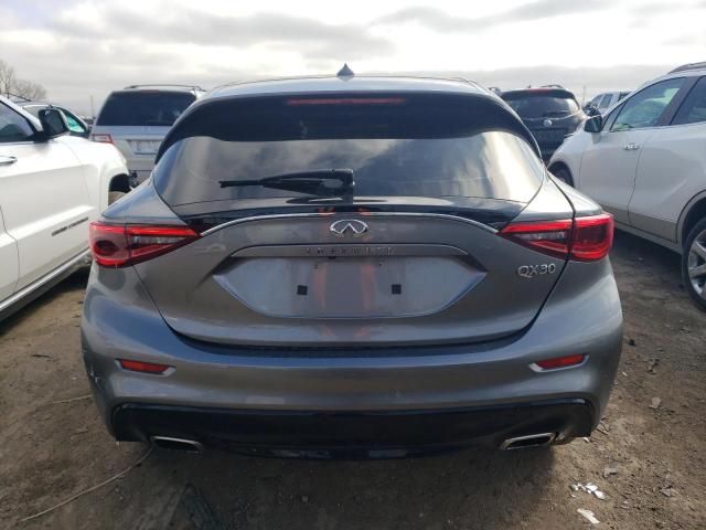 2017 Infiniti QX30 Base