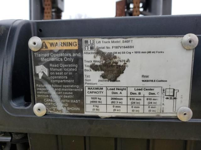 2010 Hyster ER Forklift