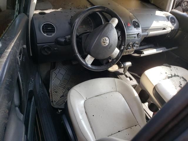 2008 Volkswagen New Beetle Triple White