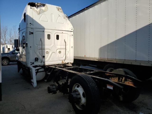 2016 Freightliner Cascadia 125