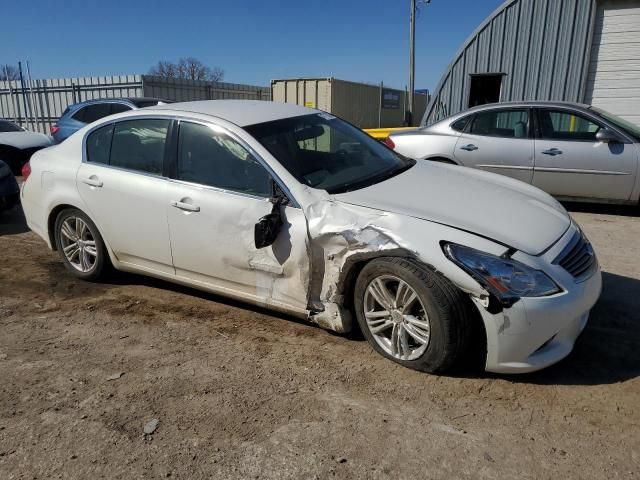 2015 Infiniti Q40