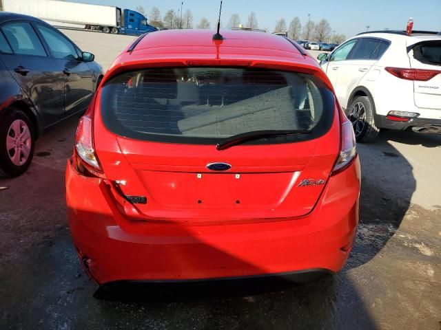 2015 Ford Fiesta SE