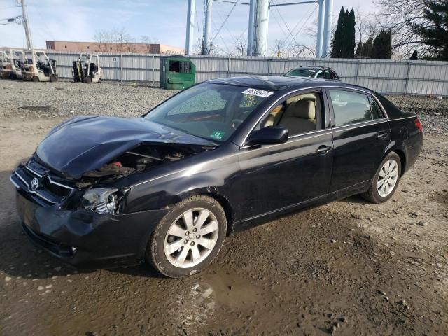 2005 Toyota Avalon XL