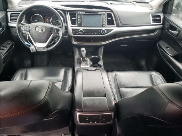 2018 Toyota Highlander SE