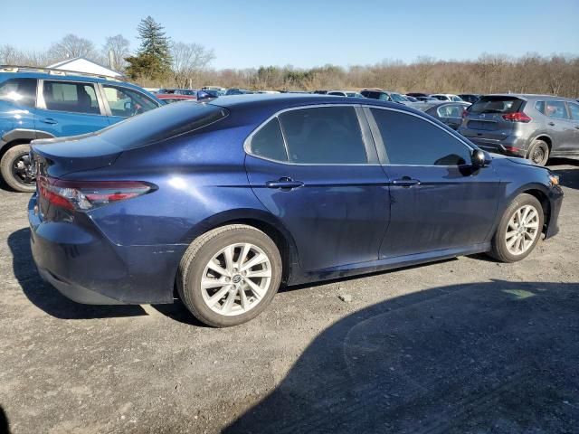 2022 Toyota Camry LE