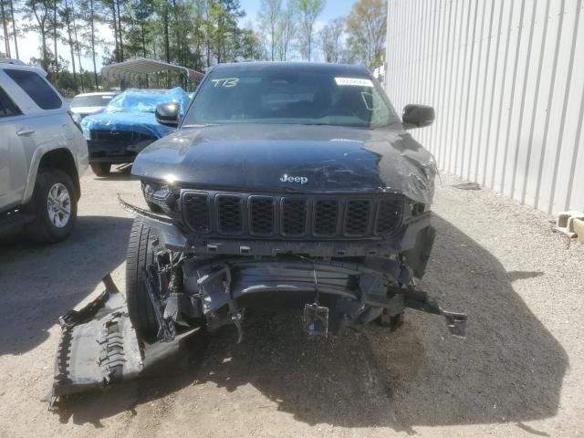 2021 Jeep Grand Cherokee L Laredo