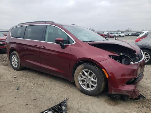 2020 Chrysler Voyager LXI