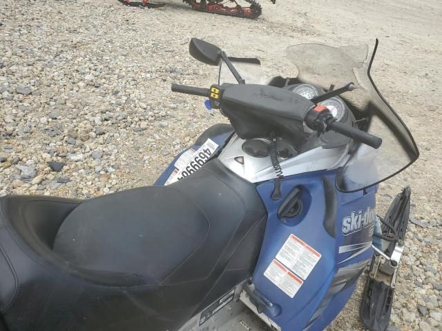 2005 Skidoo GSX550