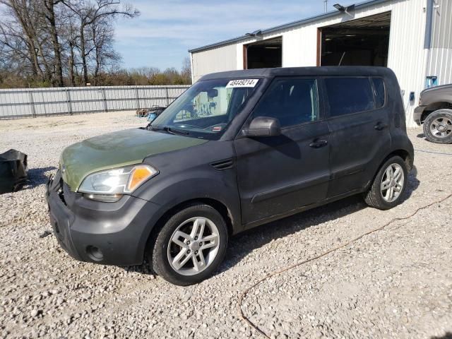 2011 KIA Soul +