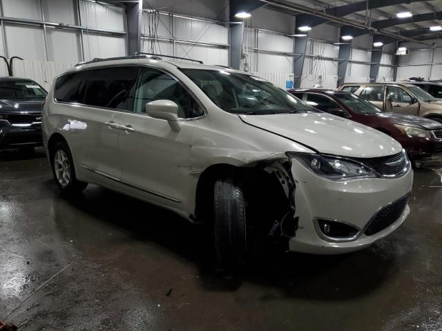 2017 Chrysler Pacifica Touring L Plus