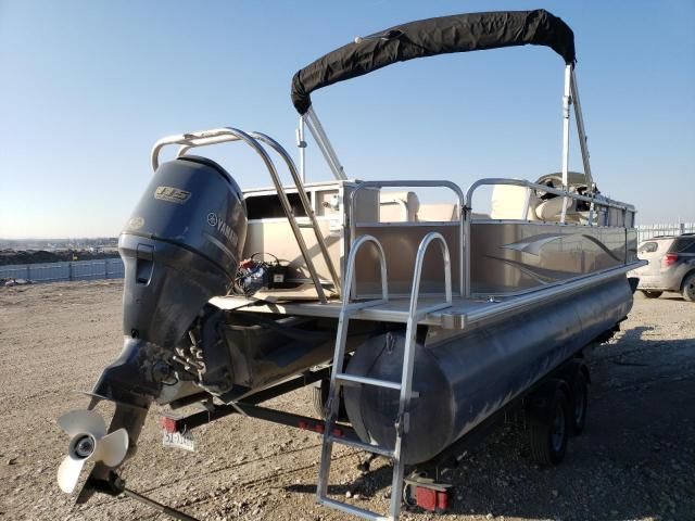 2012 Suncruiser Trailer