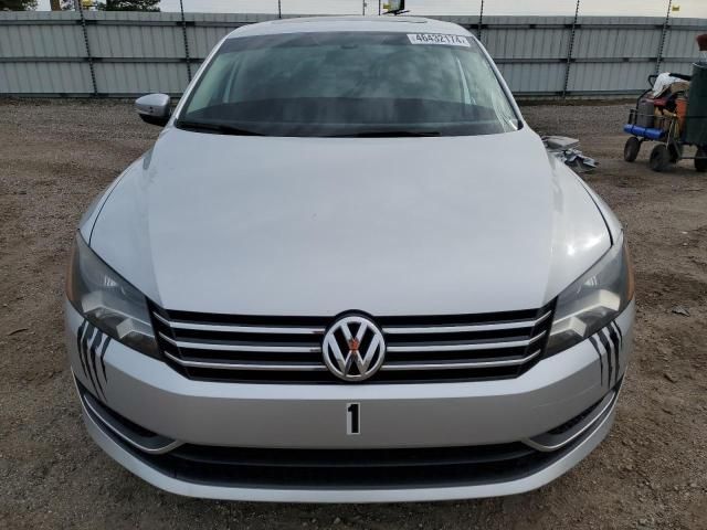 2013 Volkswagen Passat SE