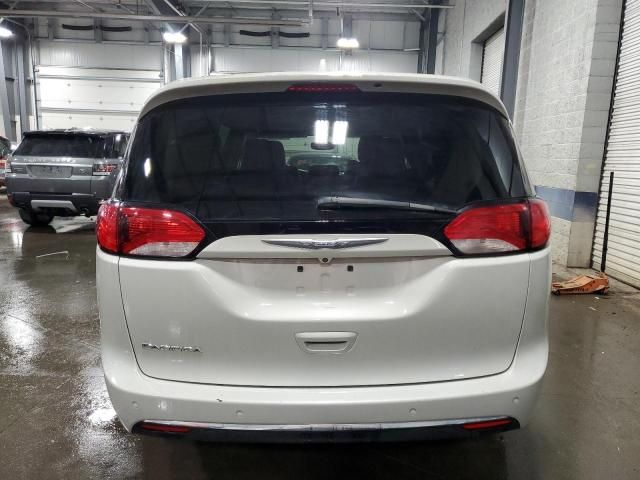 2017 Chrysler Pacifica Touring L Plus