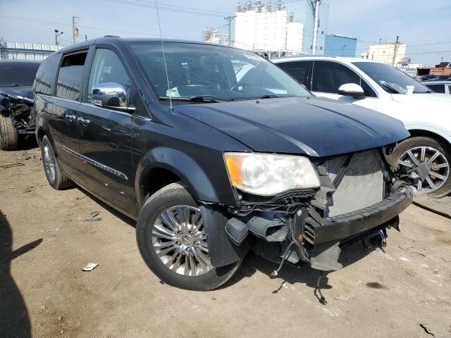 2012 Chrysler Town & Country Limited