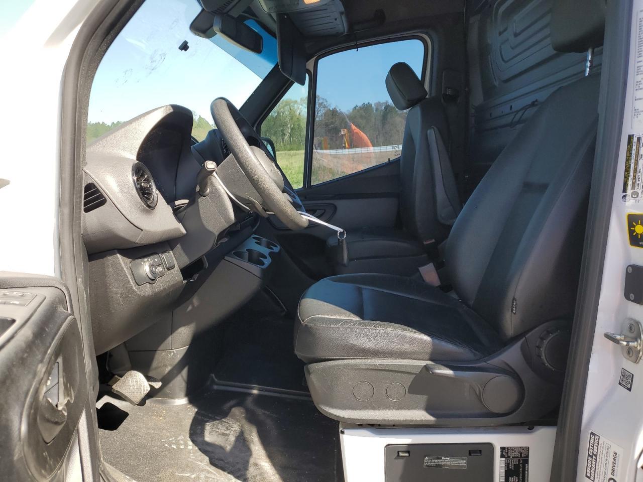 2022 Mercedes-Benz Sprinter 2500