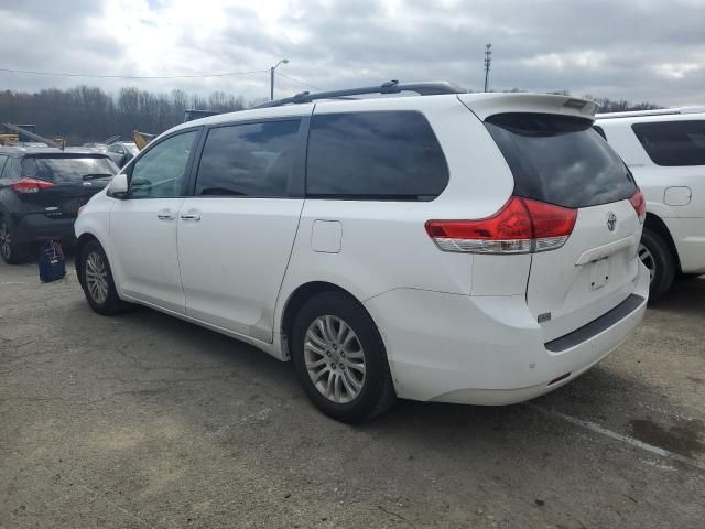 2011 Toyota Sienna XLE