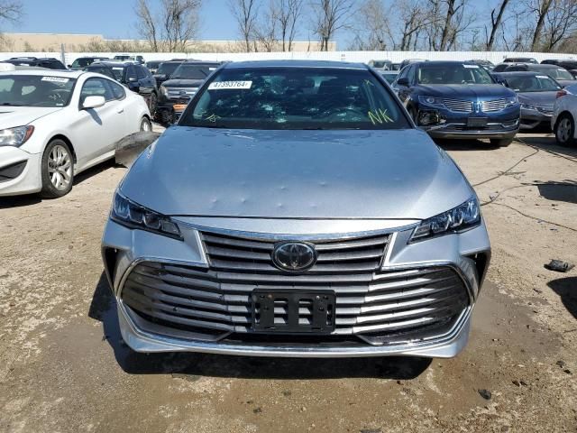 2019 Toyota Avalon XLE