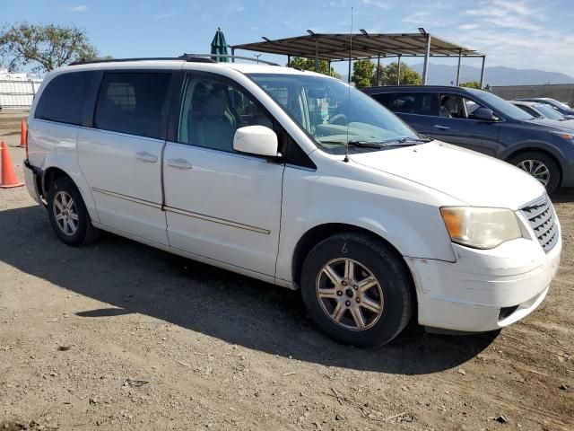 2009 Chrysler Town & Country Touring