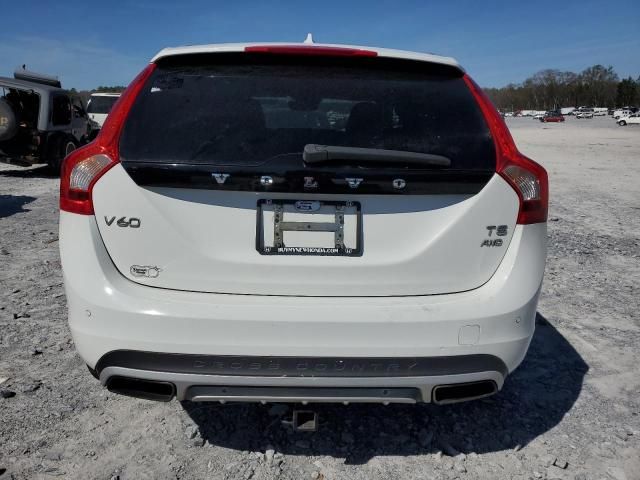 2016 Volvo V60 Cross Country Premier