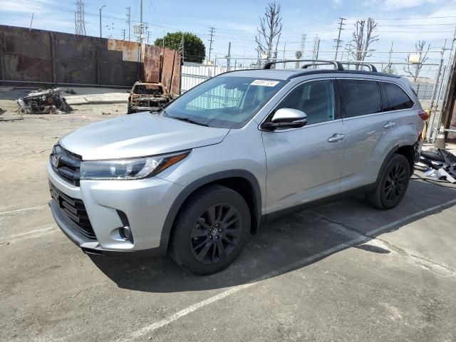 2019 Toyota Highlander SE