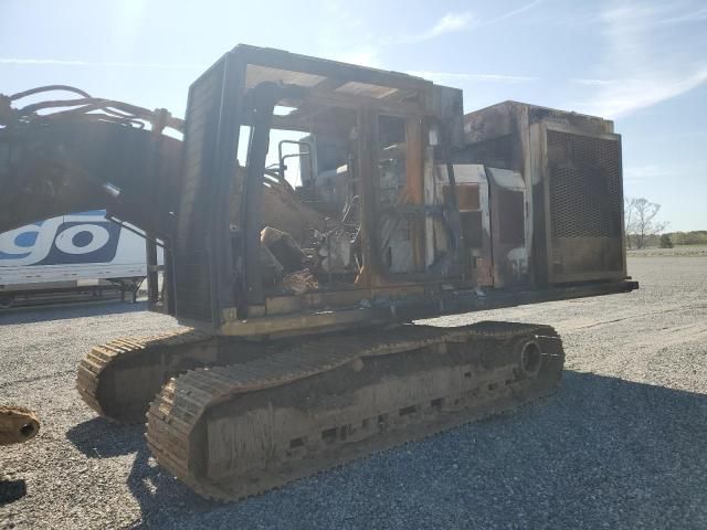 2018 Caterpillar 2018 Caterillar 325FL