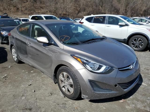 2016 Hyundai Elantra SE