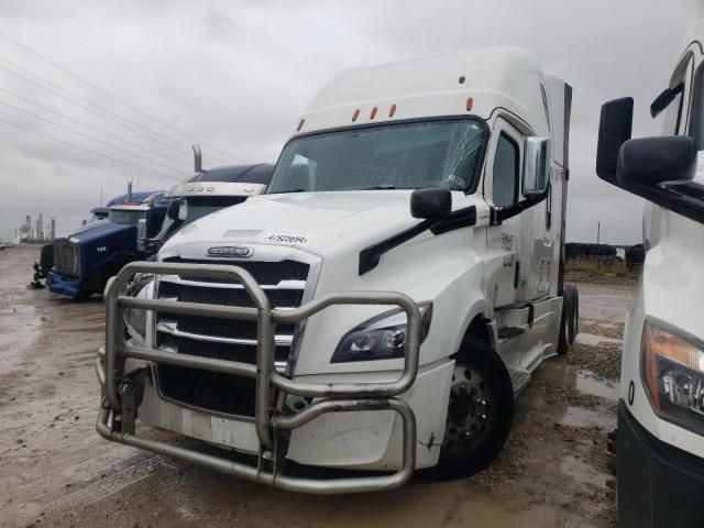 2018 Freightliner Cascadia 126