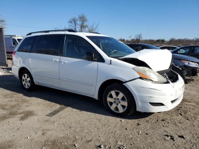 2010 Toyota Sienna CE