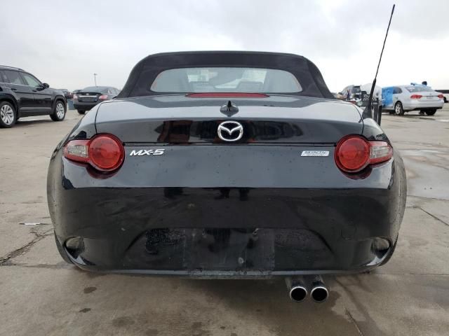 2016 Mazda MX-5 Miata Grand Touring