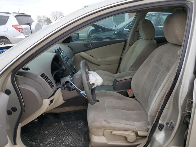 2010 Nissan Altima Base