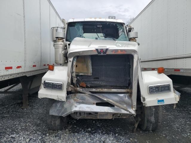 2019 Western Star Conventional 4900FA