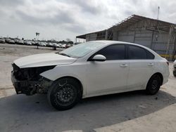 KIA Forte fe Vehiculos salvage en venta: 2022 KIA Forte FE