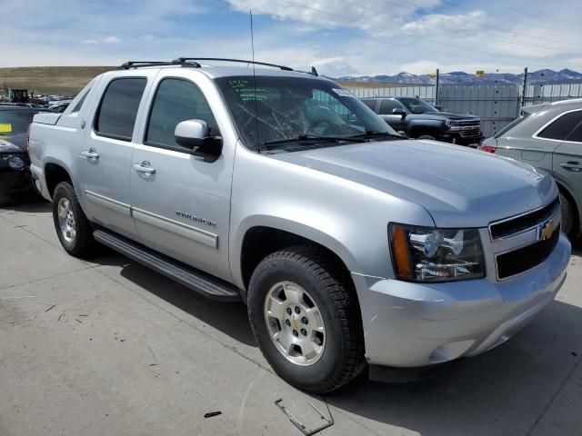 2013 Chevrolet Avalanche LS