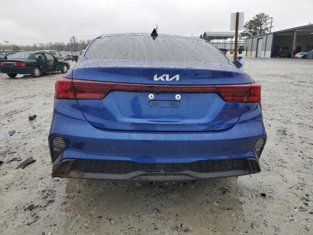 2023 KIA Forte LX