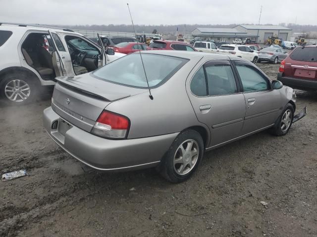 1999 Nissan Altima XE