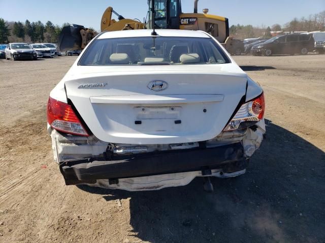 2013 Hyundai Accent GLS