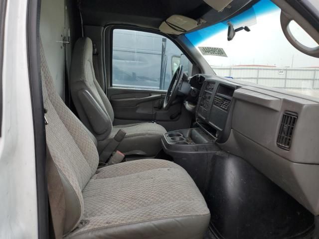 2006 GMC Savana Cutaway G3500