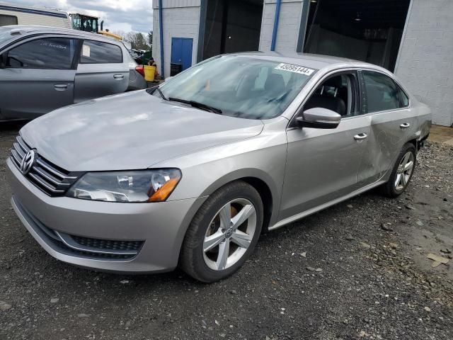 2014 Volkswagen Passat SE