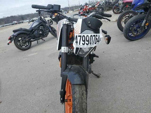 2016 KTM RC 390