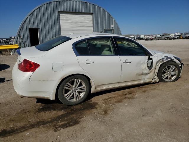 2015 Infiniti Q40