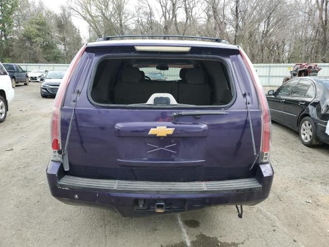 2014 Chevrolet Suburban C1500 LT