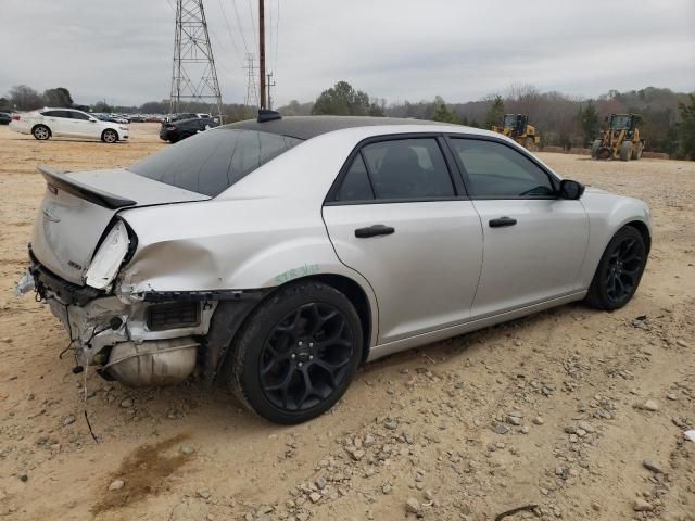 2019 Chrysler 300 Touring