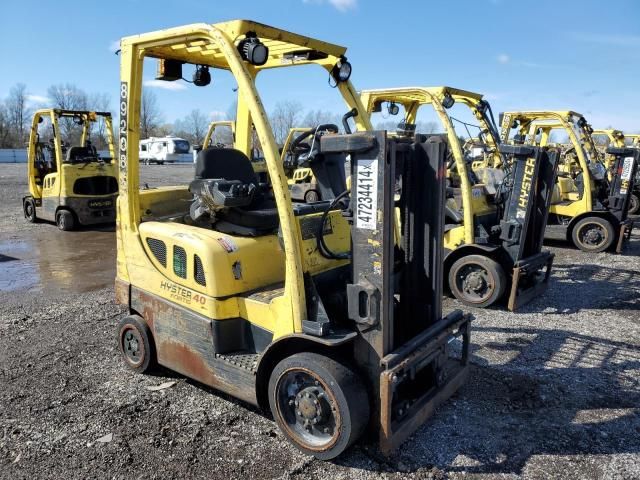 2010 Hyster ER Forklift