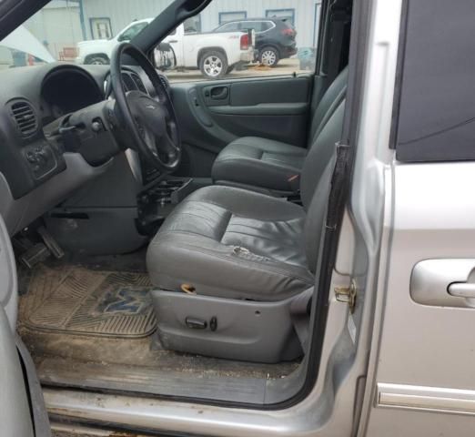 2005 Chrysler Town & Country Touring