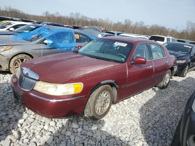 1998 Lincoln Town Car Signature