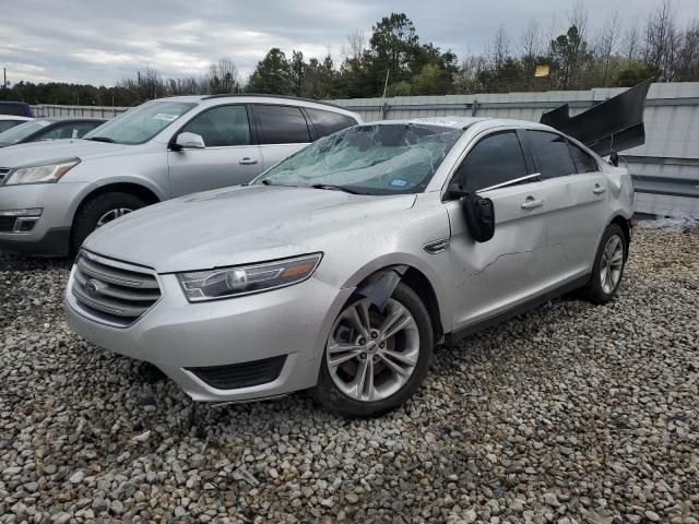 2018 Ford Taurus SE