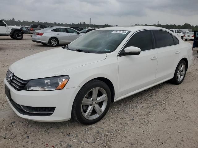 2013 Volkswagen Passat SE