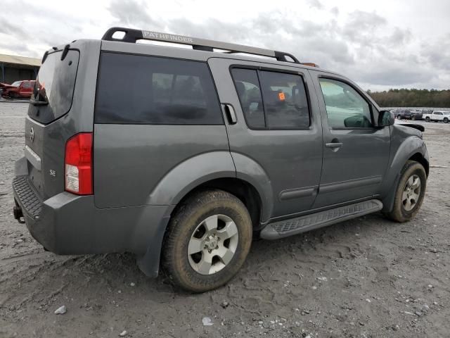 2005 Nissan Pathfinder LE