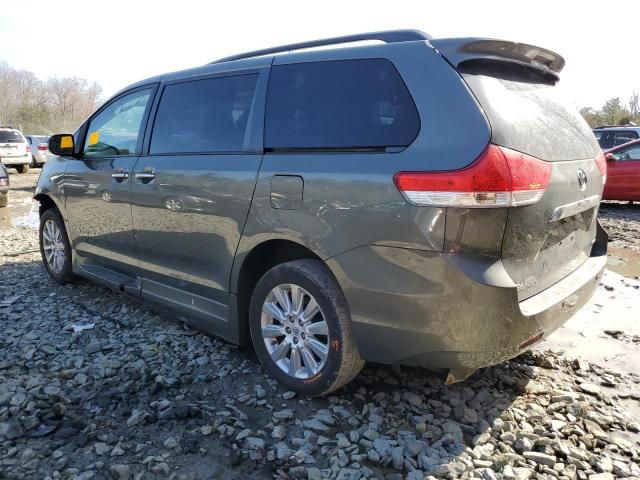 2014 Toyota Sienna XLE